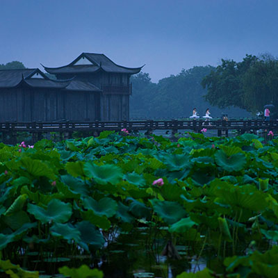 Hangzhou’s Top Places for a Romantic Dinner
